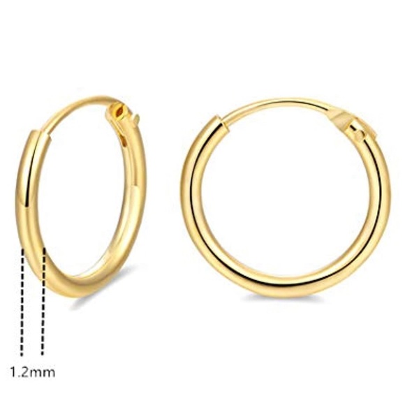 Minimalist Small Gold Hoop Earrings - Picture 4 of 4